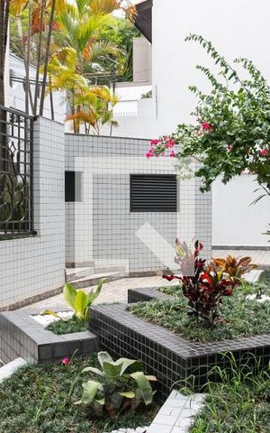 Apartamento à venda com 143m², 3 quartos e 3 vagas Apartamento à venda com 143m², 3 quartos e 3 vagasÁrea comum