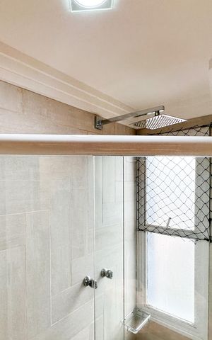 Apartamento à venda com 143m², 3 quartos e 3 vagas Apartamento à venda com 143m², 3 quartos e 3 vagasBanheiro Social