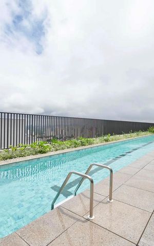 Apartamento à venda com 26m², 1 quarto e sem vagaÁrea comum - Piscina