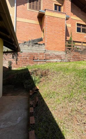 Casa à venda com 120m², 2 quartos e 1 vaga