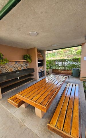 Apartamento à venda com 65m², 3 quartos e 1 vagaÁrea externa