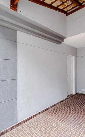 Casa de condomínio à venda com 57m², 2 quartos e 1 vagaGaragem