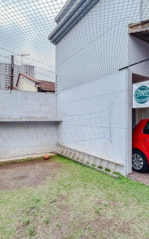 Casa de condomínio à venda com 57m², 2 quartos e 1 vagaQuadra