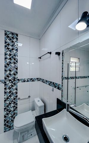 Casa de condomínio à venda com 57m², 2 quartos e 1 vagaBanheiro