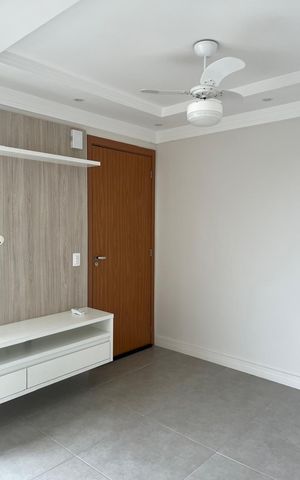 Apartamento à venda com 44m², 2 quartos e 1 vaga Apartamento à venda com 44m², 2 quartos e 1 vagaSala