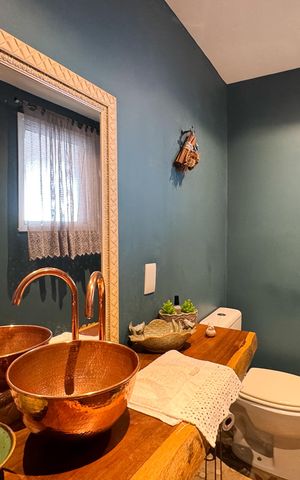 Apartamento à venda com 158m², 3 quartos e 3 vagas Apartamento à venda com 158m², 3 quartos e 3 vagasLavabo