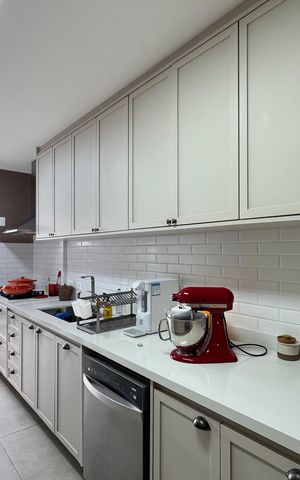 Apartamento à venda com 158m², 3 quartos e 3 vagas Apartamento à venda com 158m², 3 quartos e 3 vagasCozinha