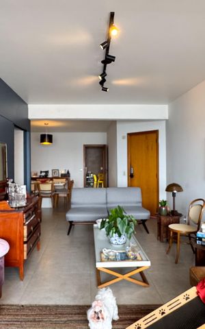 Apartamento à venda com 158m², 3 quartos e 3 vagas Apartamento à venda com 158m², 3 quartos e 3 vagasSala
