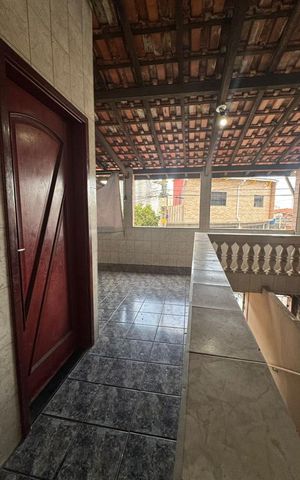 Casa à venda com 250m², 2 quartos e 2 vagasÁrea externa