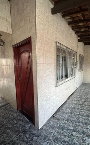 Casa à venda com 250m², 2 quartos e 2 vagasÁrea externa