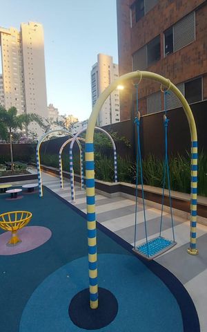 Apartamento para alugar com 110m², 3 quartos e 2 vagas Apartamento para alugar com 110m², 3 quartos e 2 vagasÁrea comum - Playground