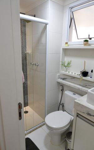Apartamento à venda com 54m², 2 quartos e 1 vagaBanheiro Social