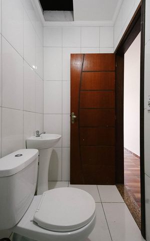 Casa para alugar com 110m², 2 quartos e 2 vagas Casa para alugar com 110m², 2 quartos e 2 vagasBanheiro da Suíte 1