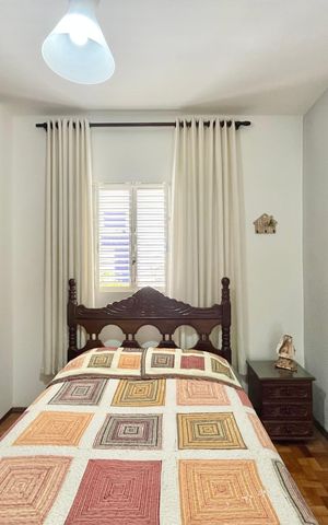 Casa para alugar com 220m², 4 quartos e 2 vagas