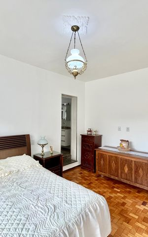 Casa para alugar com 220m², 4 quartos e 2 vagas