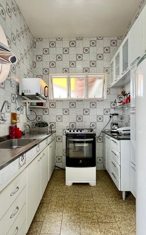 Casa para alugar com 220m², 4 quartos e 2 vagas