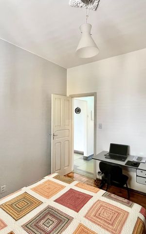Casa para alugar com 220m², 4 quartos e 2 vagas