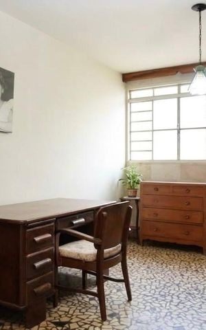 Casa à venda com 386m², 5 quartos e 4 vagas Casa à venda com 386m², 5 quartos e 4 vagasSala 2