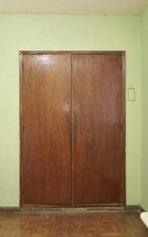Casa à venda com 386m², 5 quartos e 4 vagas Casa à venda com 386m², 5 quartos e 4 vagasQuarto 3