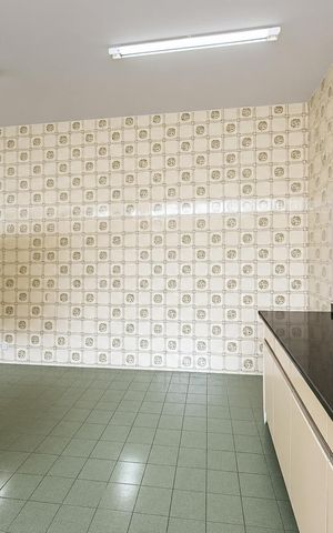 Apartamento para alugar com 380m², 4 quartos e 3 vagas Apartamento para alugar com 380m², 4 quartos e 3 vagasCozinha