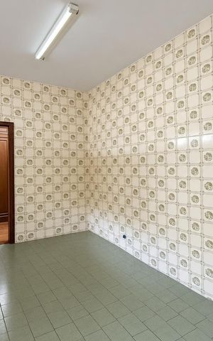 Apartamento para alugar com 380m², 4 quartos e 3 vagas Apartamento para alugar com 380m², 4 quartos e 3 vagasCozinha