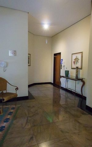 Apartamento à venda com 246m², 3 quartos e 2 vagasHall de entrada