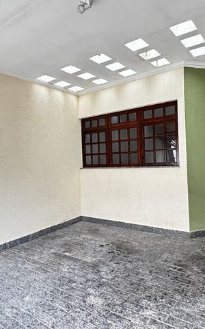Casa à venda com 178m², 3 quartos e 2 vagas Casa à venda com 178m², 3 quartos e 2 vagasGaragem
