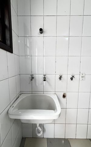 Casa à venda com 178m², 3 quartos e 2 vagas Casa à venda com 178m², 3 quartos e 2 vagasÁrea de Serviço