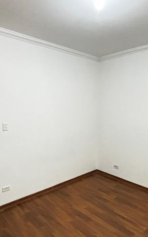 Casa à venda com 178m², 3 quartos e 2 vagas Casa à venda com 178m², 3 quartos e 2 vagasQuarto 1