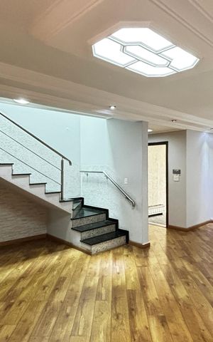 Casa à venda com 178m², 3 quartos e 2 vagas Casa à venda com 178m², 3 quartos e 2 vagasSala - Sala de Jantar