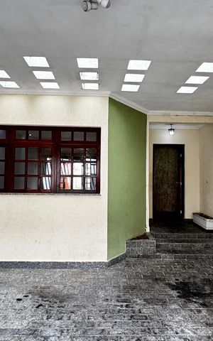 Casa à venda com 178m², 3 quartos e 2 vagas Casa à venda com 178m², 3 quartos e 2 vagasGaragem