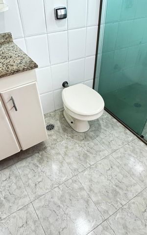 Casa à venda com 178m², 3 quartos e 2 vagas Casa à venda com 178m², 3 quartos e 2 vagasBanheiro da Suíte