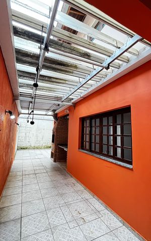 Casa à venda com 178m², 3 quartos e 2 vagas Casa à venda com 178m², 3 quartos e 2 vagasQuintal