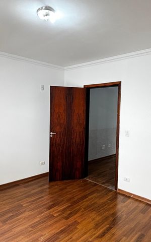 Casa à venda com 178m², 3 quartos e 2 vagas Casa à venda com 178m², 3 quartos e 2 vagasQuarto 2