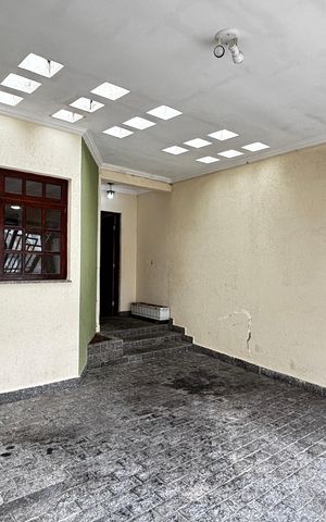 Casa à venda com 178m², 3 quartos e 2 vagas Casa à venda com 178m², 3 quartos e 2 vagasGaragem