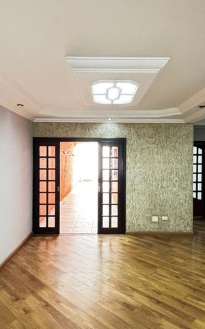 Casa à venda com 178m², 3 quartos e 2 vagas Casa à venda com 178m², 3 quartos e 2 vagasSala - Sala de Jantar