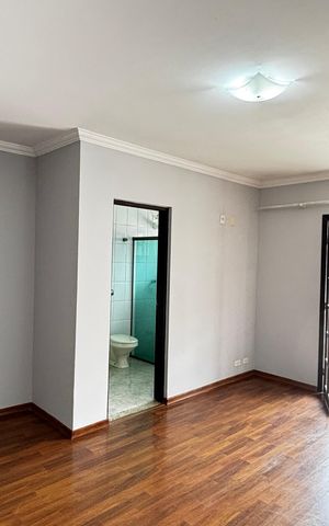 Casa à venda com 178m², 3 quartos e 2 vagas Casa à venda com 178m², 3 quartos e 2 vagasSuite