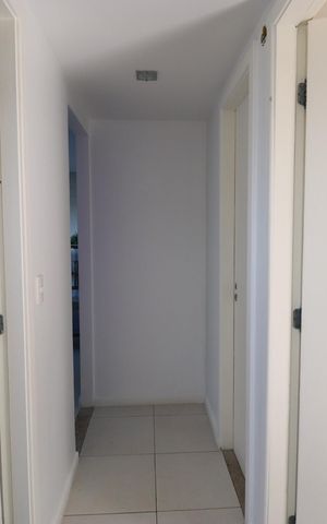 Apartamento para alugar com 126m², 3 quartos e 4 vagas Apartamento para alugar com 126m², 3 quartos e 4 vagasCorredor