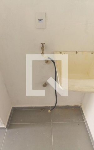 Casa para alugar com 35m², 1 quarto e sem vaga