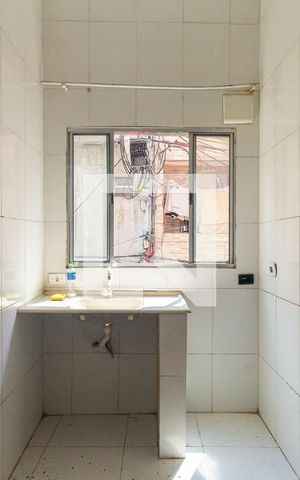 Casa para alugar com 35m², 1 quarto e sem vaga