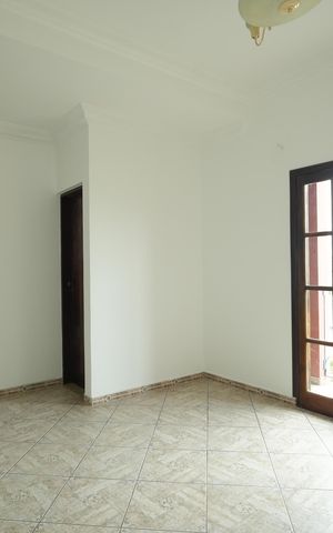 Casa para alugar com 345m², 4 quartos e 5 vagasSala