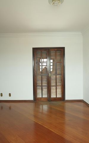 Casa para alugar com 345m², 4 quartos e 5 vagasQuarto Suite 2
