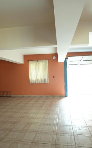 Casa para alugar com 345m², 4 quartos e 5 vagasGaragem