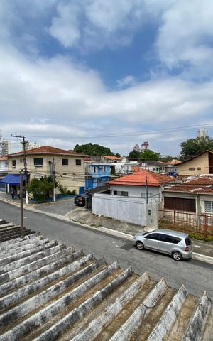 Casa à venda com 326m², 5 quartos e 3 vagas Casa à venda com 326m², 5 quartos e 3 vagasCasa 1 Quarto 1 Vista