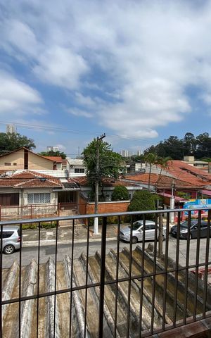 Casa à venda com 326m², 5 quartos e 3 vagas Casa à venda com 326m², 5 quartos e 3 vagasCasa 1 Quarto 2 vista