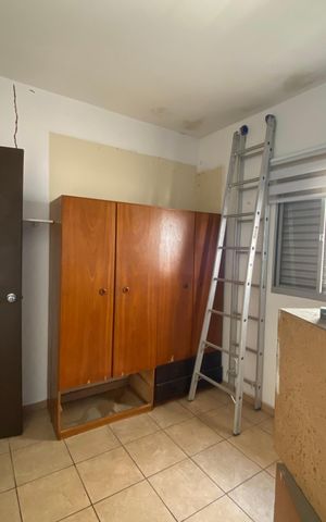 Casa à venda com 326m², 5 quartos e 3 vagas Casa à venda com 326m², 5 quartos e 3 vagasCasa 2 Quarto 1