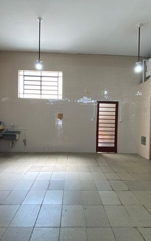 Casa à venda com 326m², 5 quartos e 3 vagas Casa à venda com 326m², 5 quartos e 3 vagasSalão