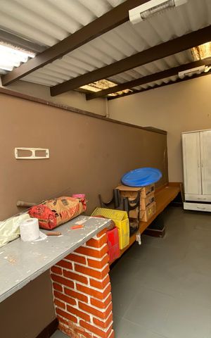 Casa à venda com 326m², 5 quartos e 3 vagas Casa à venda com 326m², 5 quartos e 3 vagasCasa 2 - Quintal