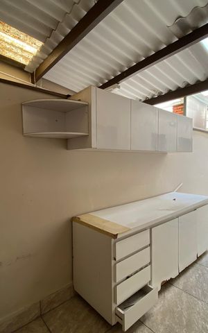 Casa à venda com 326m², 5 quartos e 3 vagas Casa à venda com 326m², 5 quartos e 3 vagasCasa 2 - Área de Serviço