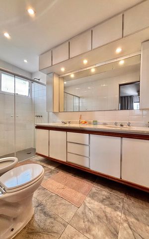 Apartamento para alugar com 65m², 1 quarto e 1 vaga Apartamento para alugar com 65m², 1 quarto e 1 vagaBanheiro